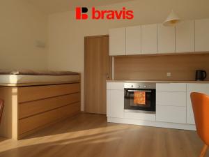 Pronájem bytu 1+kk, Brno - Zábrdovice, Spolková, 28 m2