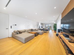 Pronájem bytu 6+kk a větší, Vestec, V Lukách, 313 m2