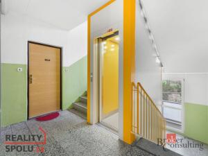 Prodej bytu 2+1, Rychnov nad Kněžnou, Na Trávníku, 62 m2