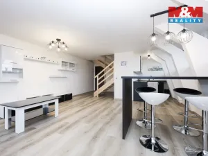 Prodej obchodního prostoru, Zvole, 1860 m2