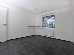 Prodej bytu 2+kk, Praha, Návarovská, 61 m2