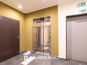 Pronájem bytu 2+kk, Praha - Střížkov, Makedonská, 54 m2