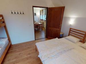 Pronájem bytu 3+kk, Vítkovice, 97 m2