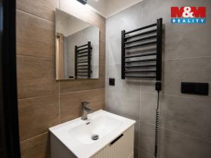 Pronájem bytu 1+kk, Pardubice - Svítkov, U Trojice, 24 m2