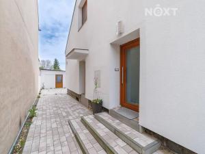 Prodej rodinného domu, Pardubice, Národních hrdinů, 197 m2