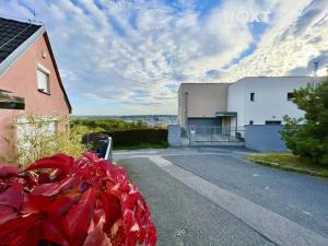 Prodej rodinného domu, Praha - Prosek, Prosecká, 274 m2