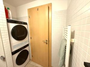 Pronájem bytu 1+kk, Praha - Vysočany, Paříkova, 44 m2