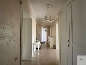 Prodej bytu 3+kk, Karlovy Vary, Zeyerova, 134 m2