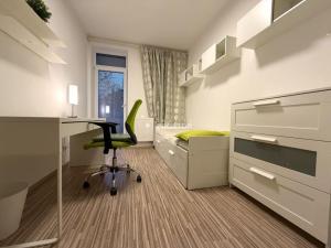 Pronájem bytu 3+kk, Praha - Veleslavín, Adamova, 113 m2