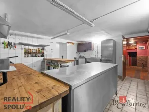 Prodej ubytování, Strážné, 650 m2