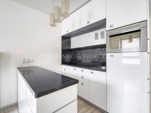 Pronájem bytu 2+kk, Praha - Vysočany, Za Krejcárkem, 49 m2