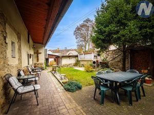 Prodej vícegeneračního domu, Paračov, 388 m2