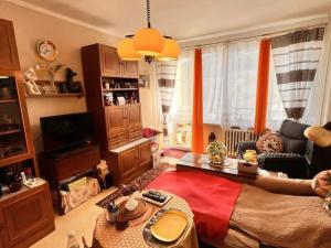 Prodej bytu 2+1, Děčín - Děčín IX-Bynov, Na Pěšině, 63 m2