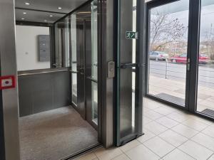 Pronájem bytu 3+kk, Plzeň, Na Roudné, 100 m2