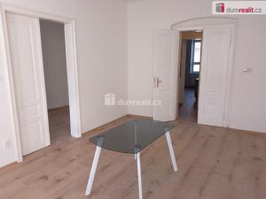 Pronájem komerční nemovitosti, Karlovy Vary - Rybáře, Sokolovská, 93 m2