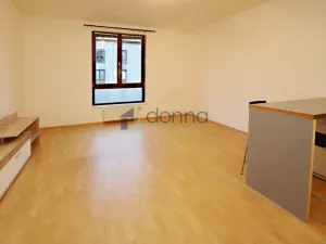 Pronájem bytu 1+kk, Hostivice, Za Mlýnem, 30 m2