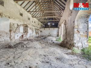 Prodej komerčního pozemku, Zvoleněves, 18484 m2