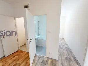 Pronájem bytu 1+1, Ostrava, Volgogradská, 35 m2