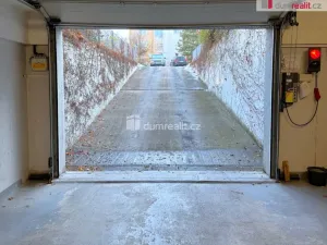 Prodej garáže, Praha - Kbely, Pod Nouzovem, 16 m2