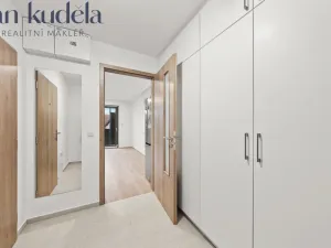 Pronájem bytu 1+kk, Brno, Líšeňská, 29 m2