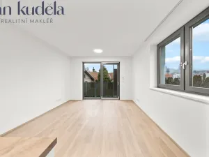 Pronájem bytu 1+kk, Brno, Líšeňská, 29 m2