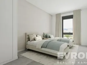 Prodej bytu 3+1, Estepona, Španělsko, Calle Obispo Jesús Catala Ibánez, 124 m2
