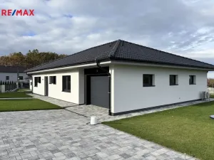 Pronájem rodinného domu, Dobratice, 162 m2