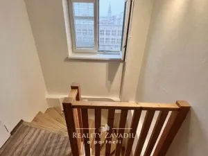 Prodej bytu 2+1, Pardubice, Sladkovského, 81 m2