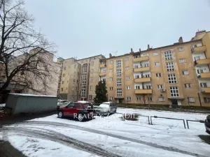 Prodej bytu 2+1, Pardubice, Sladkovského, 81 m2