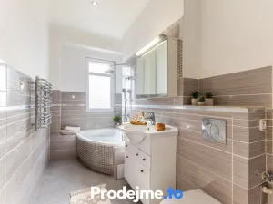 Pronájem bytu 2+kk, Praha - Vršovice, Vladivostocká, 52 m2