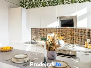 Pronájem bytu 2+kk, Praha - Vršovice, Vladivostocká, 52 m2