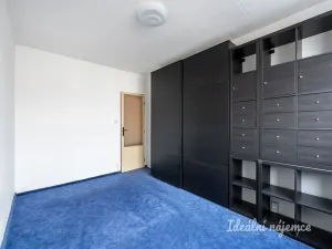 Pronájem bytu 3+1, Praha - Petrovice, Lessnerova, 72 m2