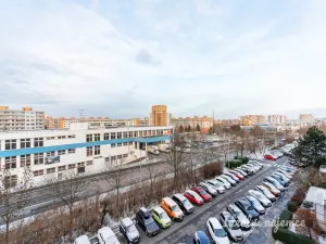 Pronájem bytu 3+1, Praha - Petrovice, Lessnerova, 72 m2