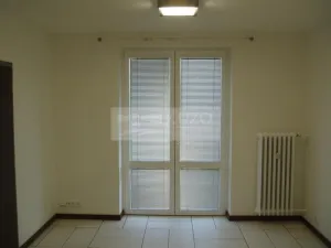 Pronájem bytu 1+1, Chomutov, Haškova, 30 m2