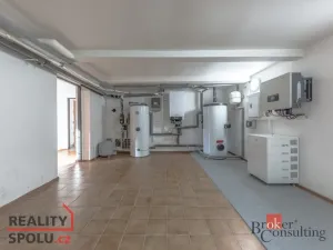 Pronájem kanceláře, Praha - Zbraslav, Romana Blahníka, 255 m2