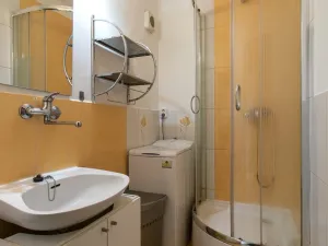 Pronájem bytu 2+kk, Praha - Krč, Štúrova, 40 m2