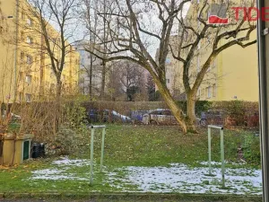 Prodej bytu 1+kk, Praha - Břevnov, Nad Kajetánkou, 25 m2