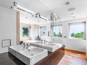 Prodej bytu 4+kk, Praha - Hlubočepy, 238 m2