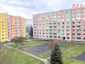 Prodej bytu 3+1, Jirkov, Tkalcovská, 69 m2