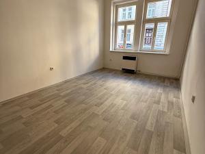 Pronájem bytu 1+1, Praha - Libeň, Podlipného, 32 m2