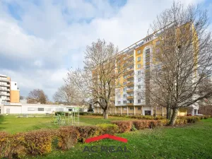 Prodej bytu 3+1, Olomouc - Hodolany, tř. Kosmonautů, 73 m2