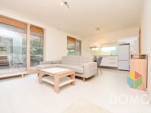 Pronájem bytu 1+kk, Praha, Dolnocholupická, 37 m2