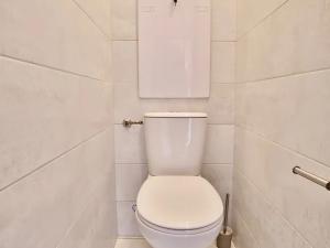 Pronájem bytu 1+1, Praha - Žižkov, Malešická, 43 m2