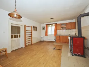 Prodej rodinného domu, Lipoltice - Sovoluská Lhota, 116 m2