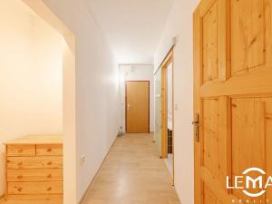 Prodej bytu 3+1, Velká Bystřice, Nádražní I, 68 m2