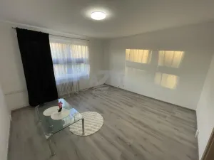 Prodej bytu 1+1, Orlová - Lutyně, Masarykova třída, 40 m2