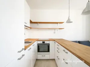 Pronájem bytu 2+kk, Praha - Troja, Hnězdenská, 45 m2
