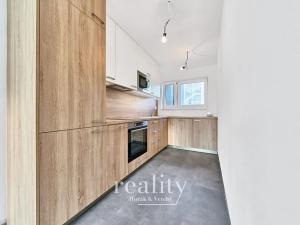 Pronájem bytu 2+kk, Znojmo, Hrušňová, 60 m2