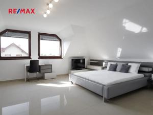 Prodej rodinného domu, Říčany, Tulipánová, 260 m2