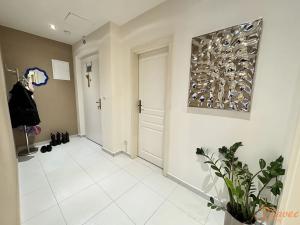 Pronájem bytu 2+kk, Praha - Staré Město, Národní, 68 m2